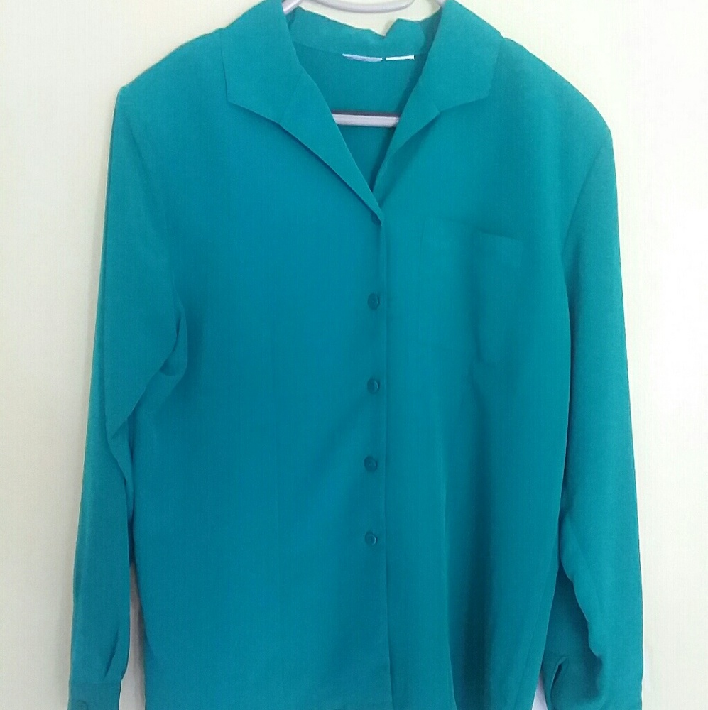 Long Sleeve 🧿Button Down Top Sz L